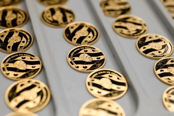 Eerste munt Koning met baard nu verkrijgbaar bij Koninklijke Nederlandse Munt