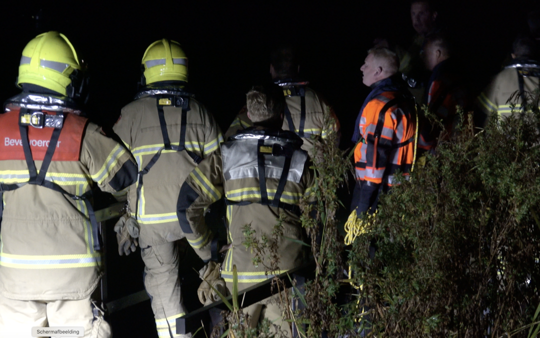 Vrouw levend uit water gehaald na grote zoekactie recreatiegebied Geestmerambacht