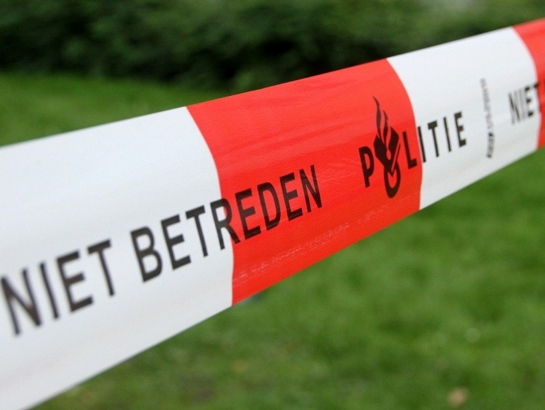 Vrouw aangehouden na aantreffen gewonde man in Zuid-Scharwoude