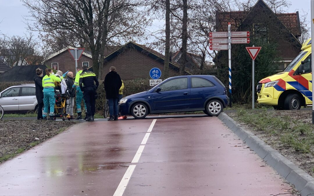 Vrouw gewond geraakt bij aanrijding op ovatonde Noord-Scharwoude