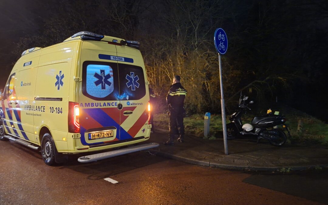 Scooterrijder botst op hardloper op Robbenkoog in Alkmaar