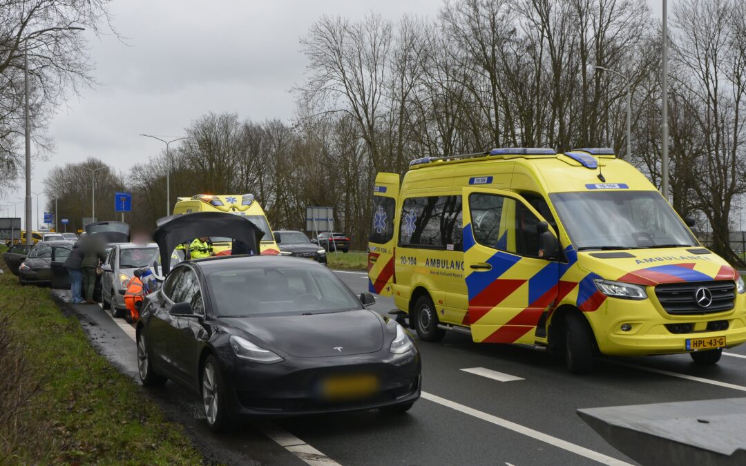 Kettingbotsing op N508 bij Alkmaar