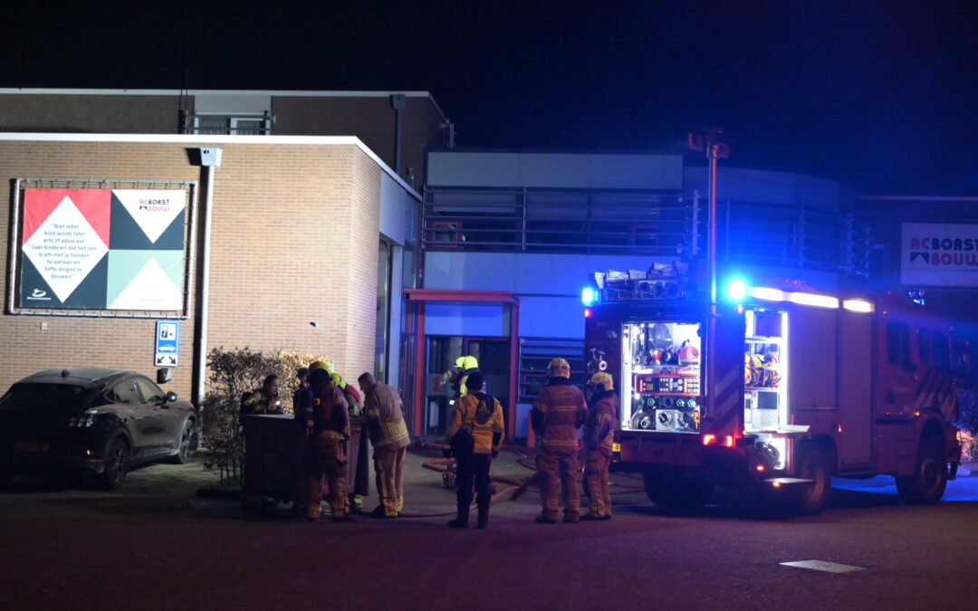 Brand bij ac Borst bouw snel onder controle
