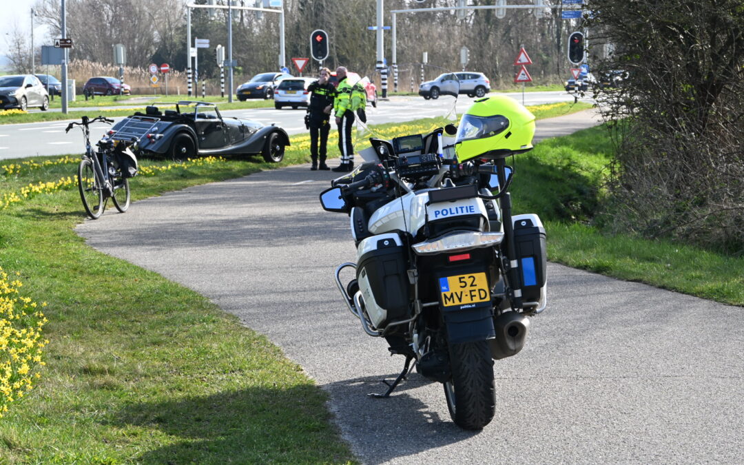 Fietser gewond na aanrijding op Zeeweg Egmond EGMOND AAN DEN HOEF