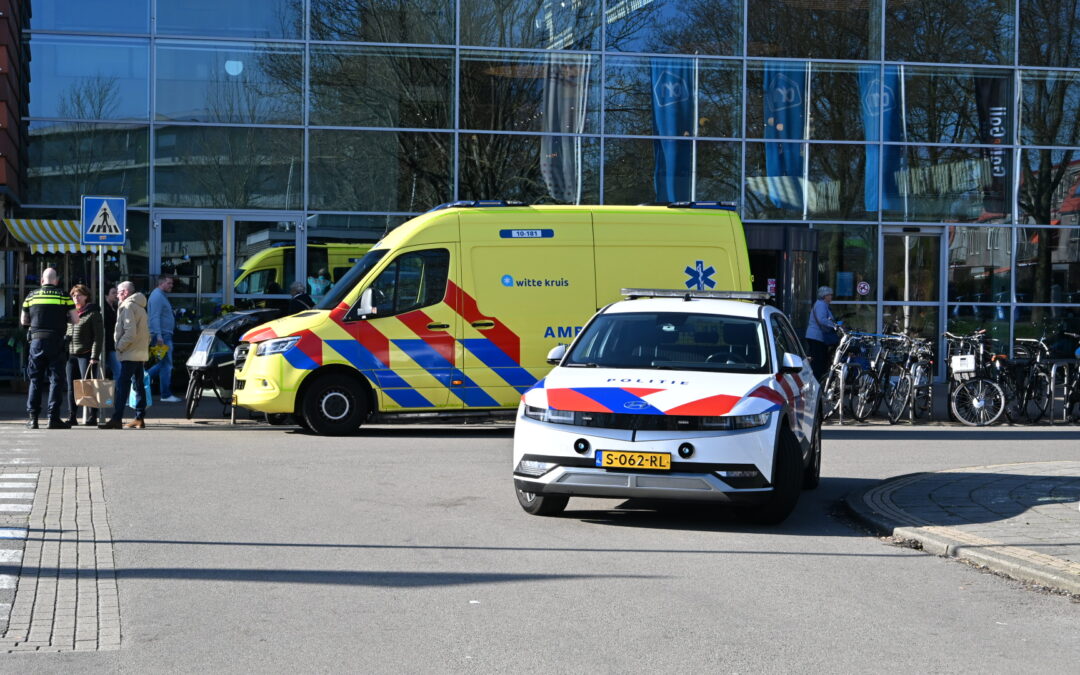 Vrouw gewond na aanrijding in alkmaar
