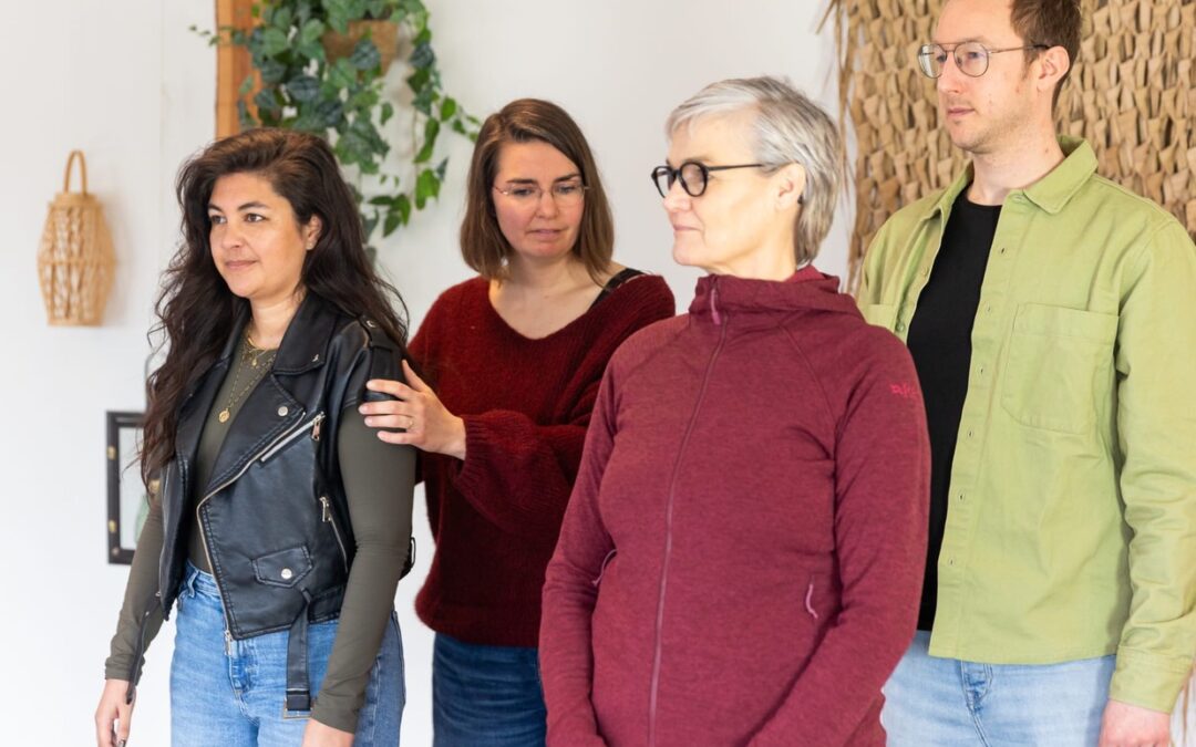 OPSTELLINGENDAG FLEX JE FAMILIESTYSTEEM BIJ YOGASCHOOL FLEX YOUR MIND
