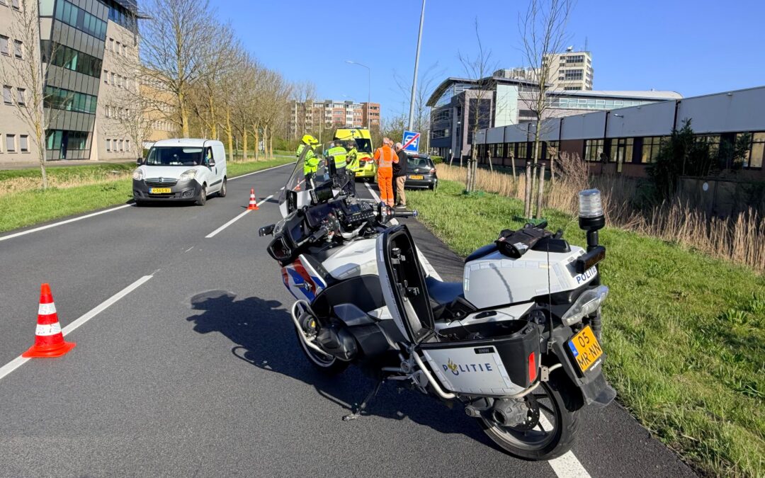 Automobilist gewond na crash op Hertog Aalbrechtweg in Alkmaar