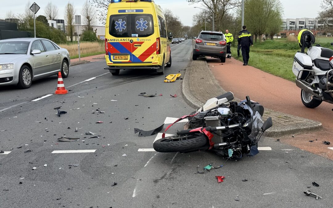 Motorrijder ernstig gewond bij ongeval in Alkmaar