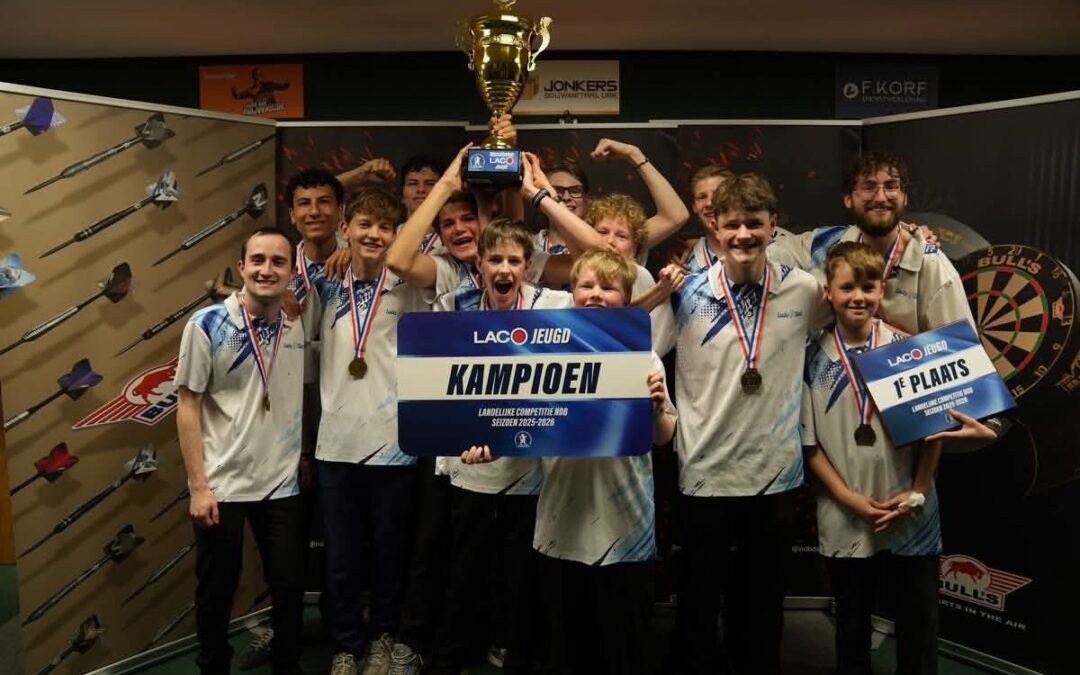 Alkmaars jeugd dartteam schrijft geschiedenis en pakt direct landstitel