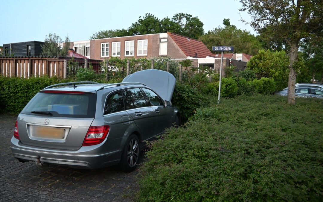 Melding van voertuigbrand aan de Oliemolen in Alkmaar