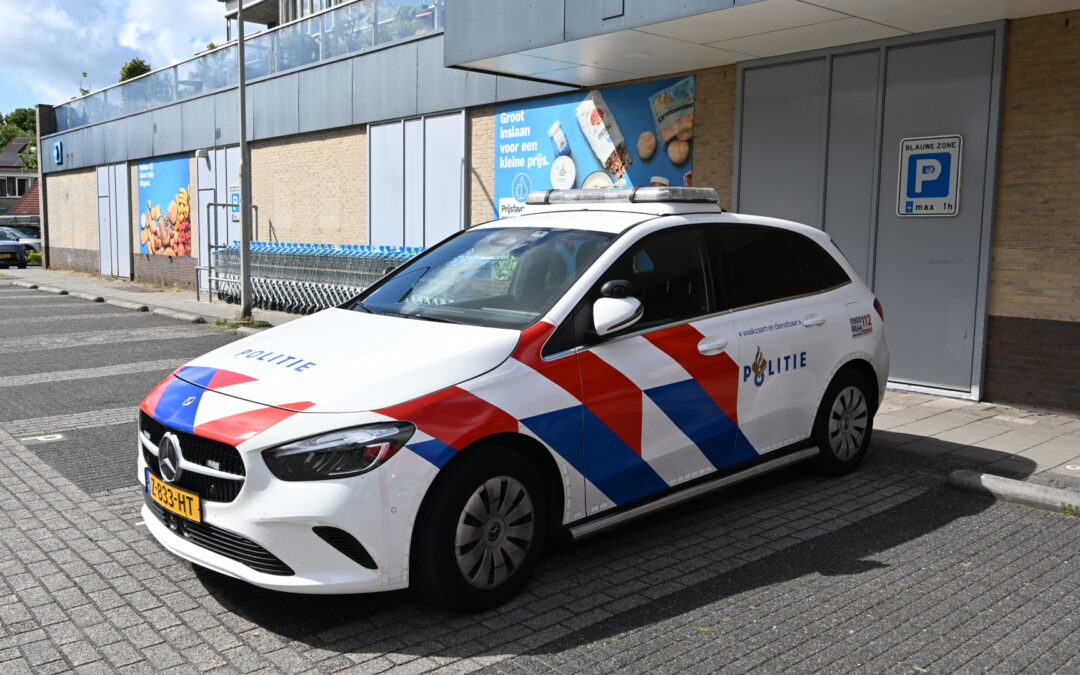 OVERVAL OP ALBERT HEIJN IN UITGEEST: VERDACHTE SNEL AANGEHOUDEN