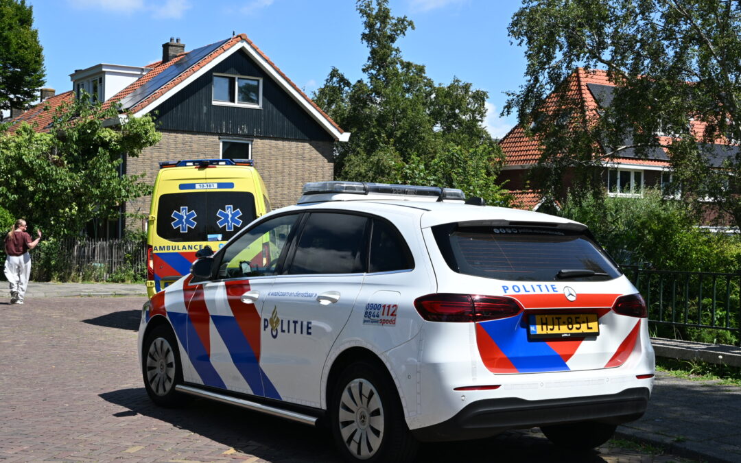 Scootmobielbestuurster gewond na val op Mauritskade